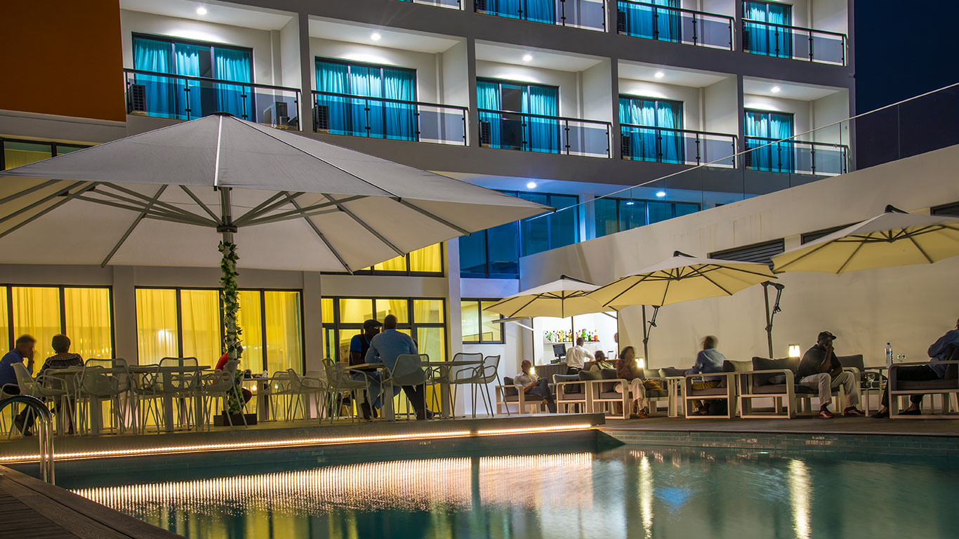 Piscine  - Executive Paraíso Hotel